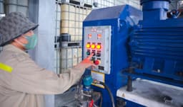 Thiết bị nghiền và xử lý nguyên liệu phục vụ sản xuất phân bón